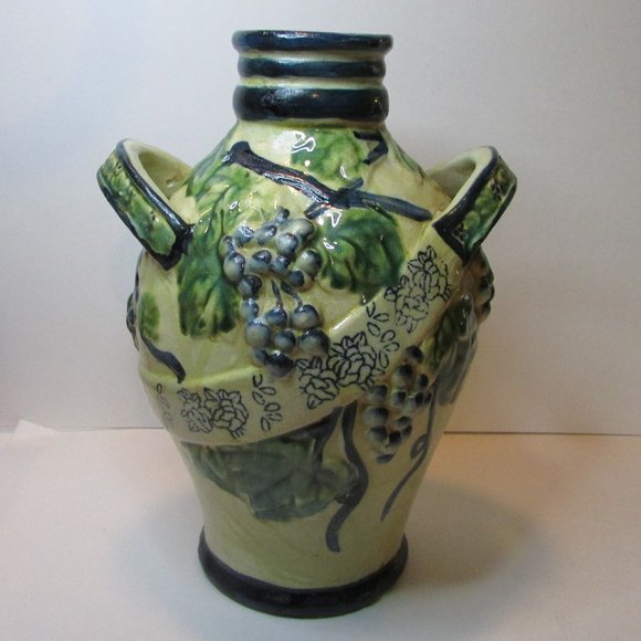 Vintage majolica glazed pottery vase with handle grape design home decor - Picture 5 of 10